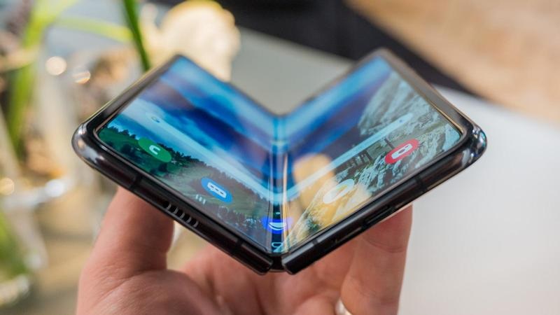 phát hành Galaxy Fold