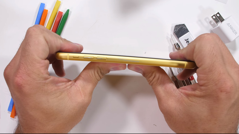 thử độ bền iphone 11