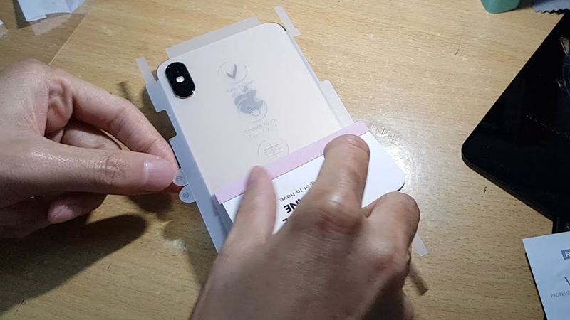 phu-kien-chong-nuoc-cho-smartphone-4