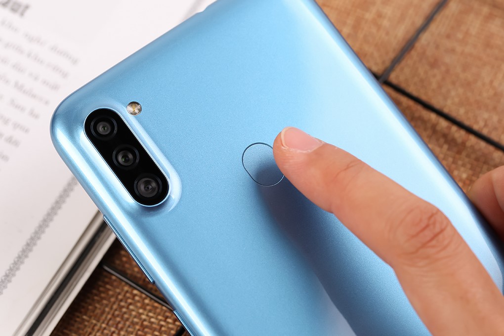 Đánh giá Galaxy A11