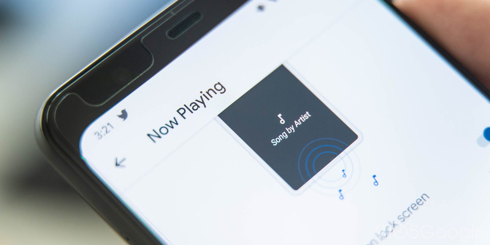 pixel-6-nham-lan-giong-hat-cua-adele-va-tieng-xa-nuoc-toilet-3