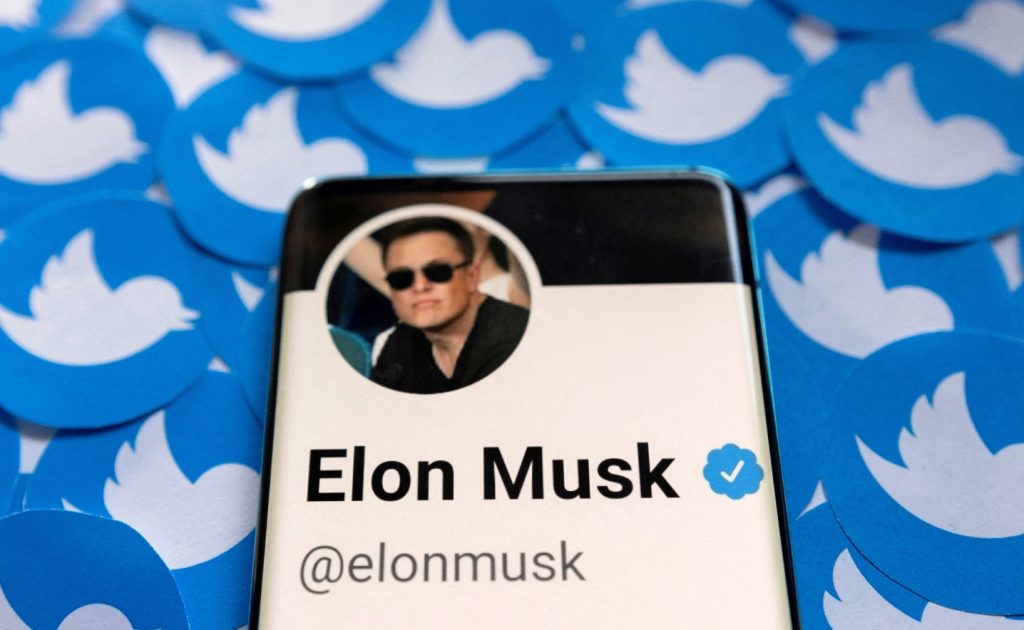 Elon-Musk-huy-keo-mua-Twitter-2