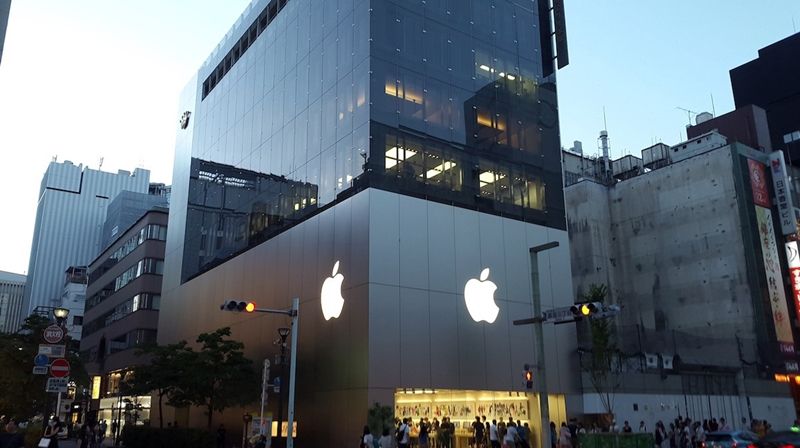 gap-kho-khan-apple-cat-giam-chi-phi-va-tuyen-dung-vao-2023-1