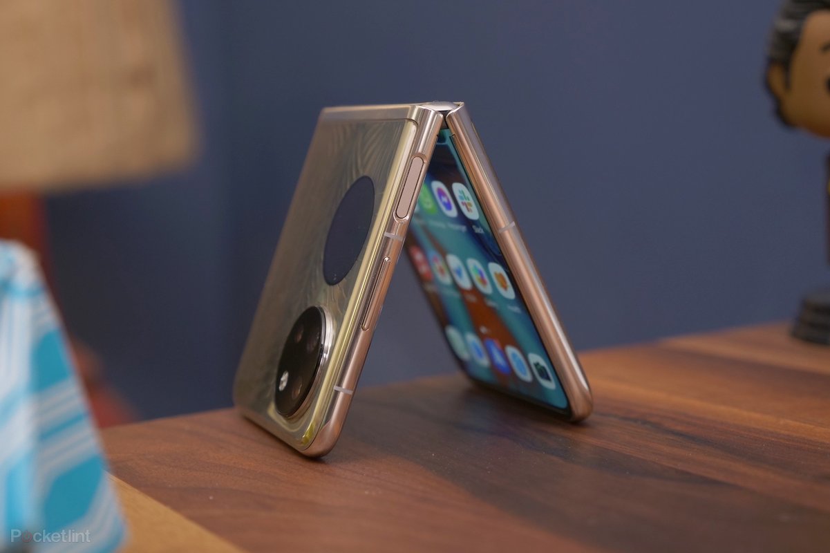 render Huawei P50 Pocket S