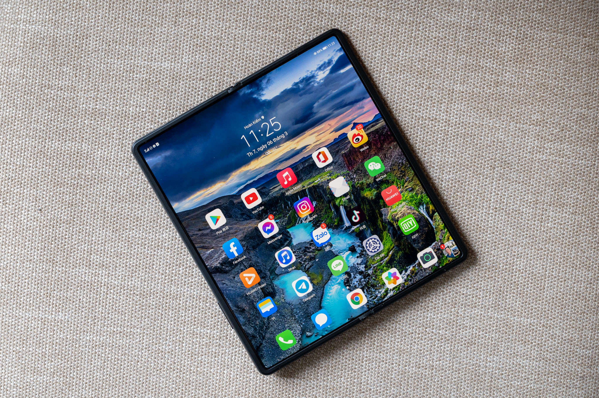 Huawei Mate X2 ngừng sản xuất