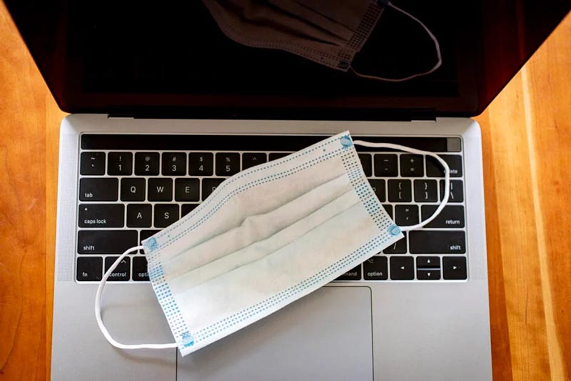 laptop-bi-anh-huong-do-dich-benh-2