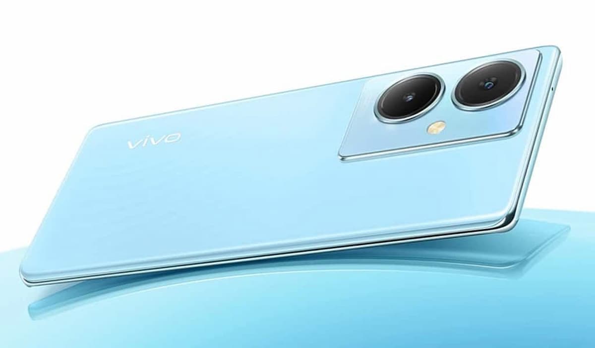 Vivo-Y78+-5G-2