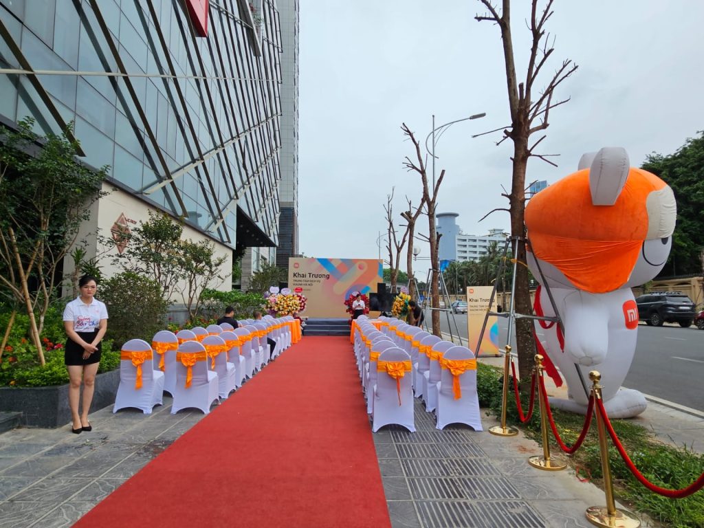 Xiaomi-khai-truong-trung-tam-bao-hanh-ha-noi-2