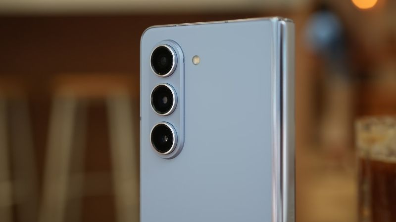 ro-ri-moi-cua-z-fold-5-ban-le-duoc-cai-tien-snapdragon-8-gen-2-va-nhieu-cai-tien-dang-chu-y-15