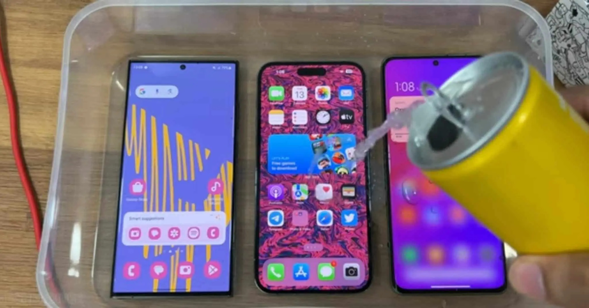 thu-thach-dong-lanh-6-gio-cua-iphone-14-pro-max-samsung-galaxy-s23-ultra-va-xiaomi-13-ultra-1