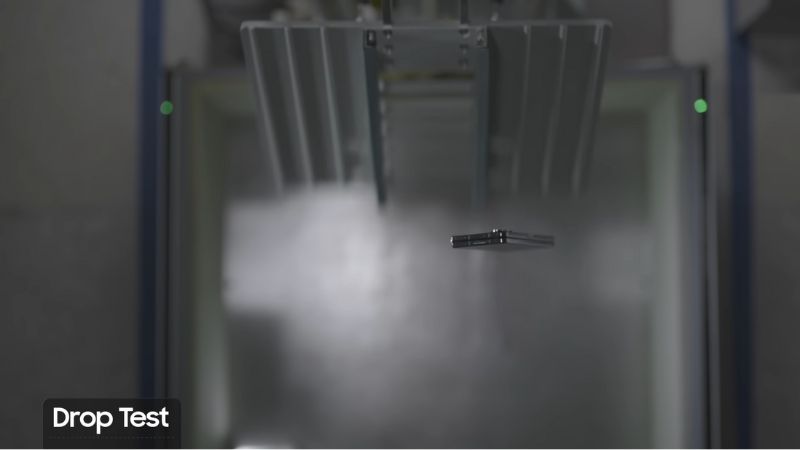 bo-doi-galaxy-z-flip5-va-galaxy-z-fold5-da-vuot-qua-nhung-bai-test-do-ben-khac-nghiet-nhu-the-nao-6