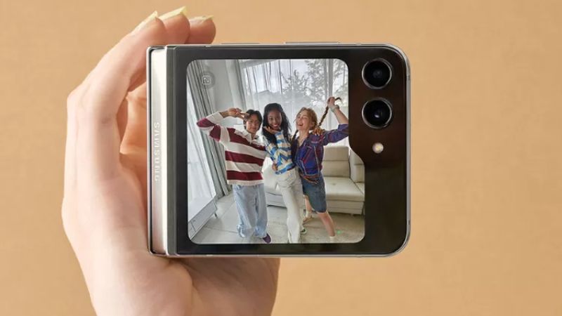 sau-galaxy-z-fold-5-den-luot-anh-render-cua-galaxy-z-flip-5-duoc-he-lo-12