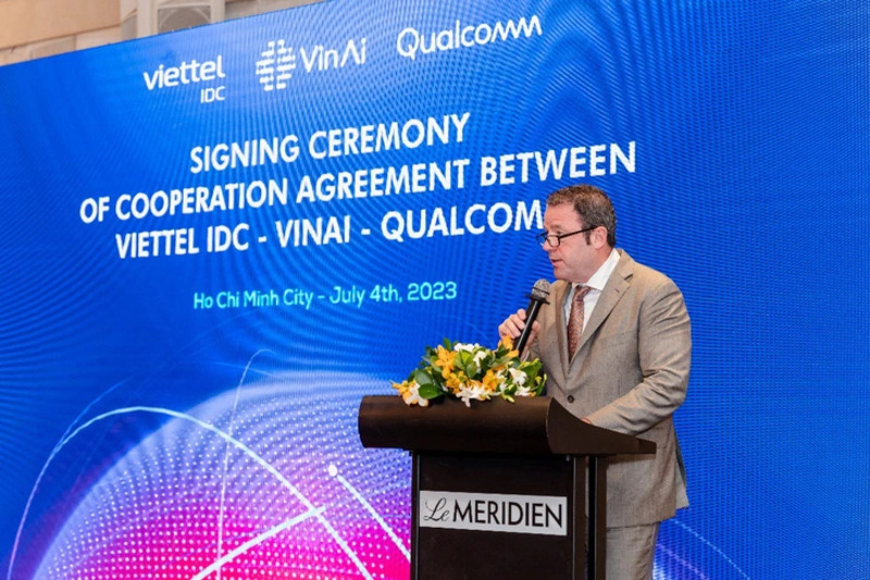 viettel-idc-hop-tac-voi-vinai-va-qualcomm-de-day-manh-cac-ung-dung-ai-tai-viet-nam-anh-2