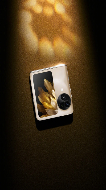 oppo-find-n3-flip-va-watch-4-pro-2