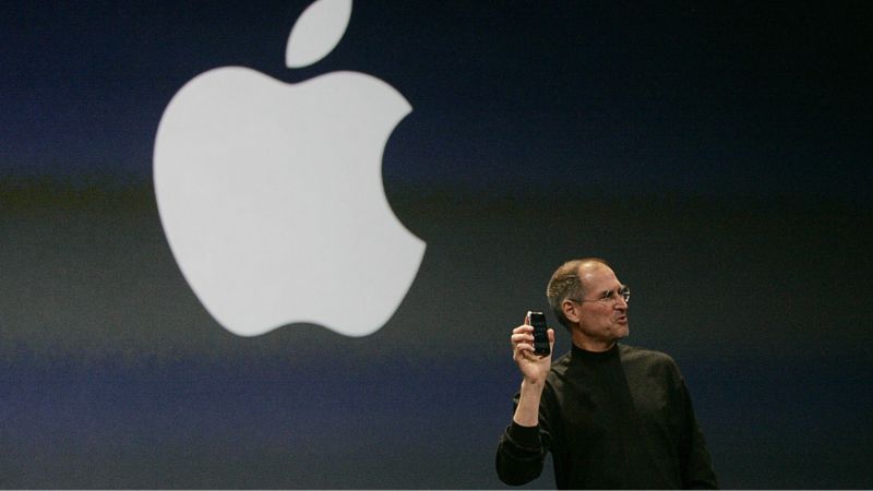 iPhone lần đầu tiên ra mắt vào năm 2007