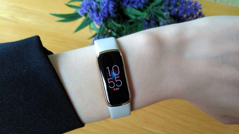 Fitbit Luxe là biểu tượng của sự kết hợp tinh tế giữa phong cách và sức khỏe