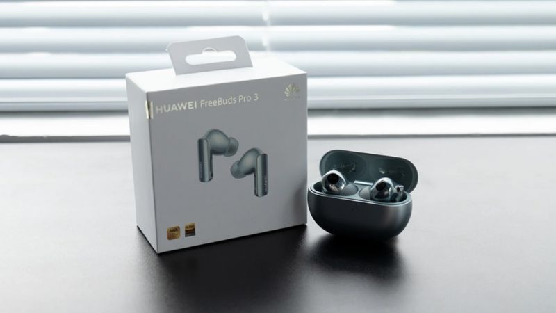 Tai nghe Huawei được yêu thích bởi thiết kế độc đáo, kiểu dáng đa dạng, trẻ trung và chất lượng âm thanh ấn tượng