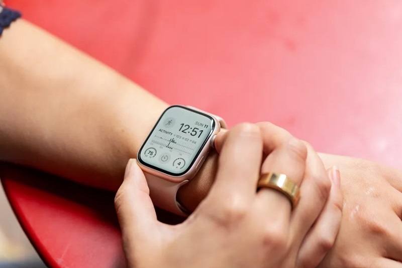 Mặt đồng hồ mới, màn hình luôn bật và lớn hơn cùng độ bền tốt hơn là những điểm nổi bật của Apple Watch Series 8