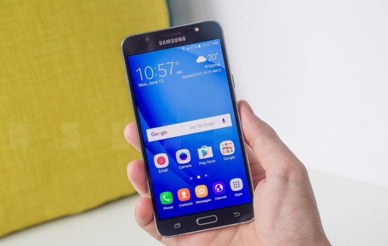 Samsung-Galaxy-J7-2017