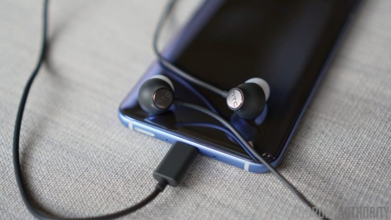 Tai nghe lọc tiếng ồn chỉ hoạt động tốt trên HTC U 11