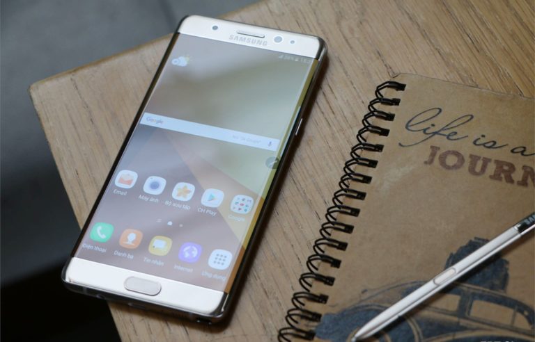 Galaxy Note FE lo cau hinh day du va gia ban