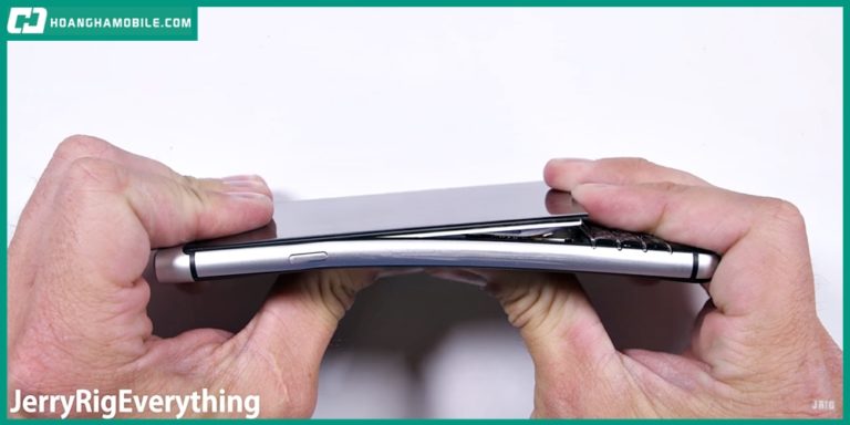 blackberry-keyone-de-hong-man-hinh-thumb