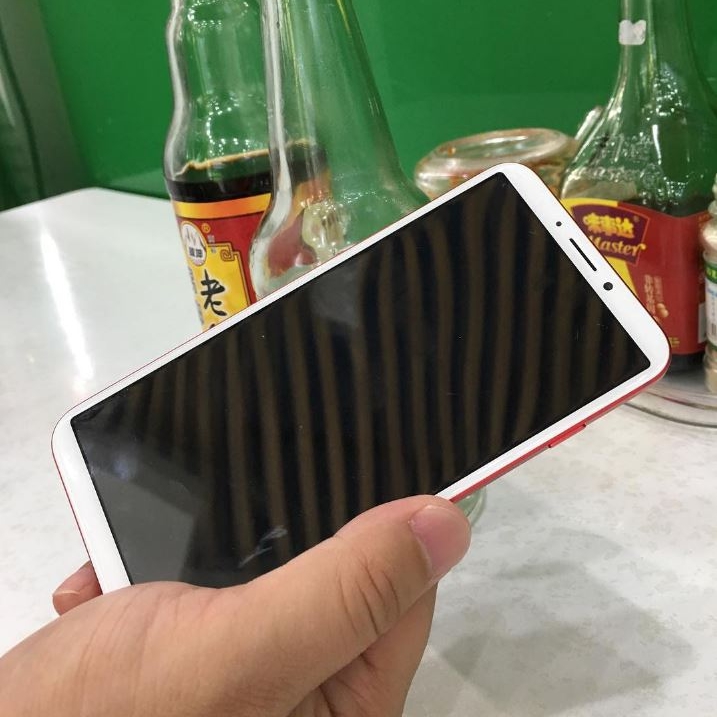 gia-iphone-8-mo-hinh-7