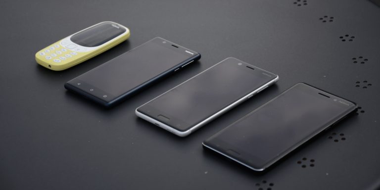 nguoi-dung-cho-doi-flagship-nokia-moi-2