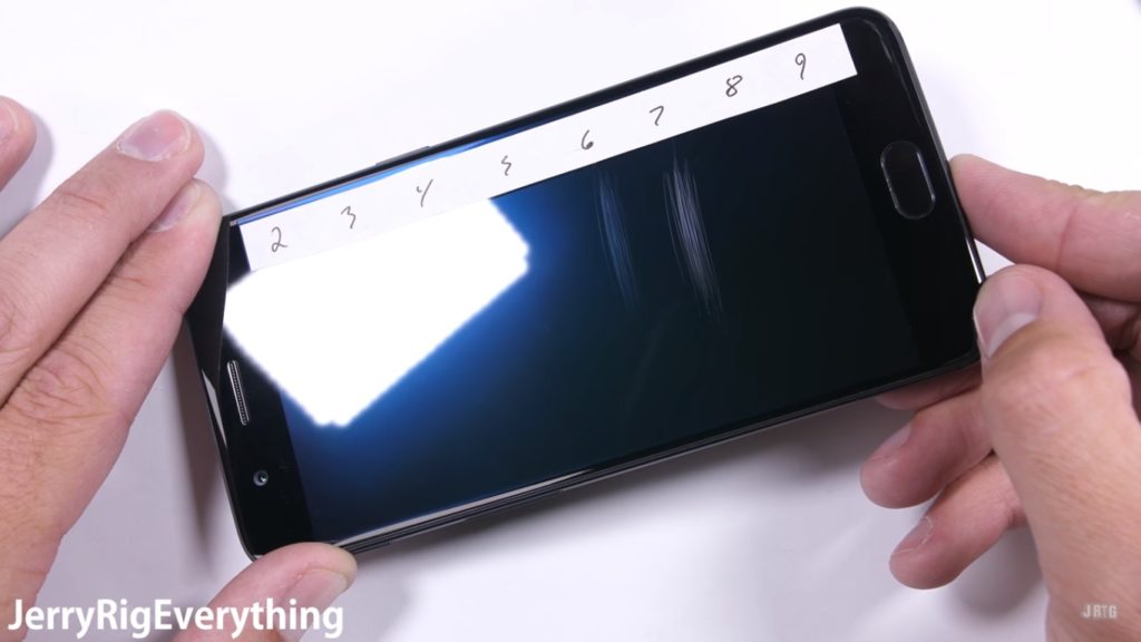 thu-nghiem-do-ben-oneplus-5-1