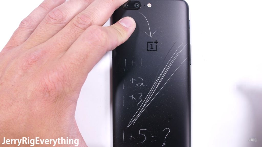 thu-nghiem-do-ben-oneplus-5-6