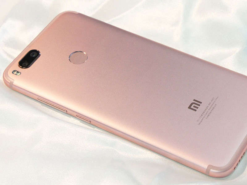 tren-tay-xiaomi-mi-5x-4 – Copy