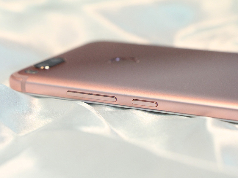 tren-tay-xiaomi-mi-5x-8 – Copy