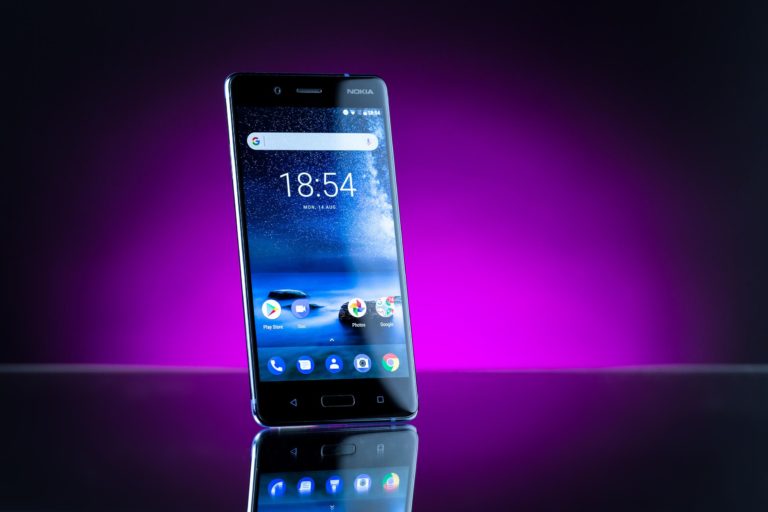 Nokia-8