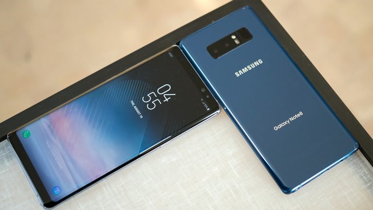 galaxy-note-8-deep-blue-back-black-front