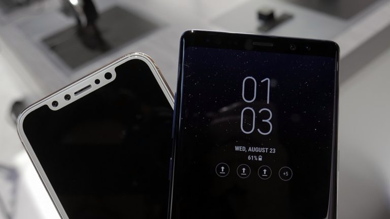 note-8-vs-iphone-8