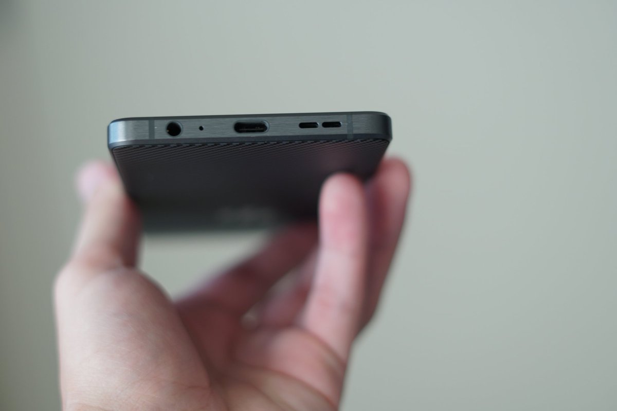 blackberry-motion-ra-mắt-2