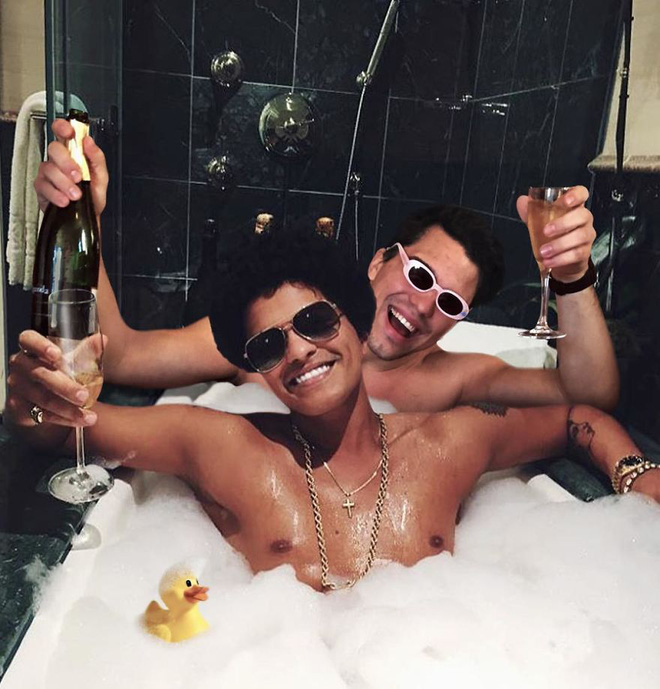 chế ảnh hài bạn thân người nổi tiếng 14