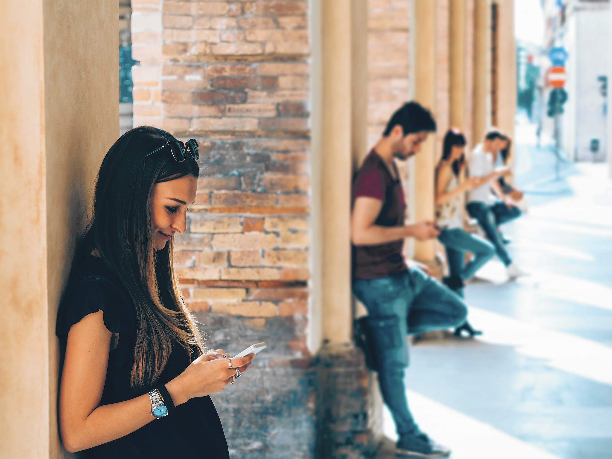 dùng điện thoại nhiều khiến chúng ta cô đơn 4