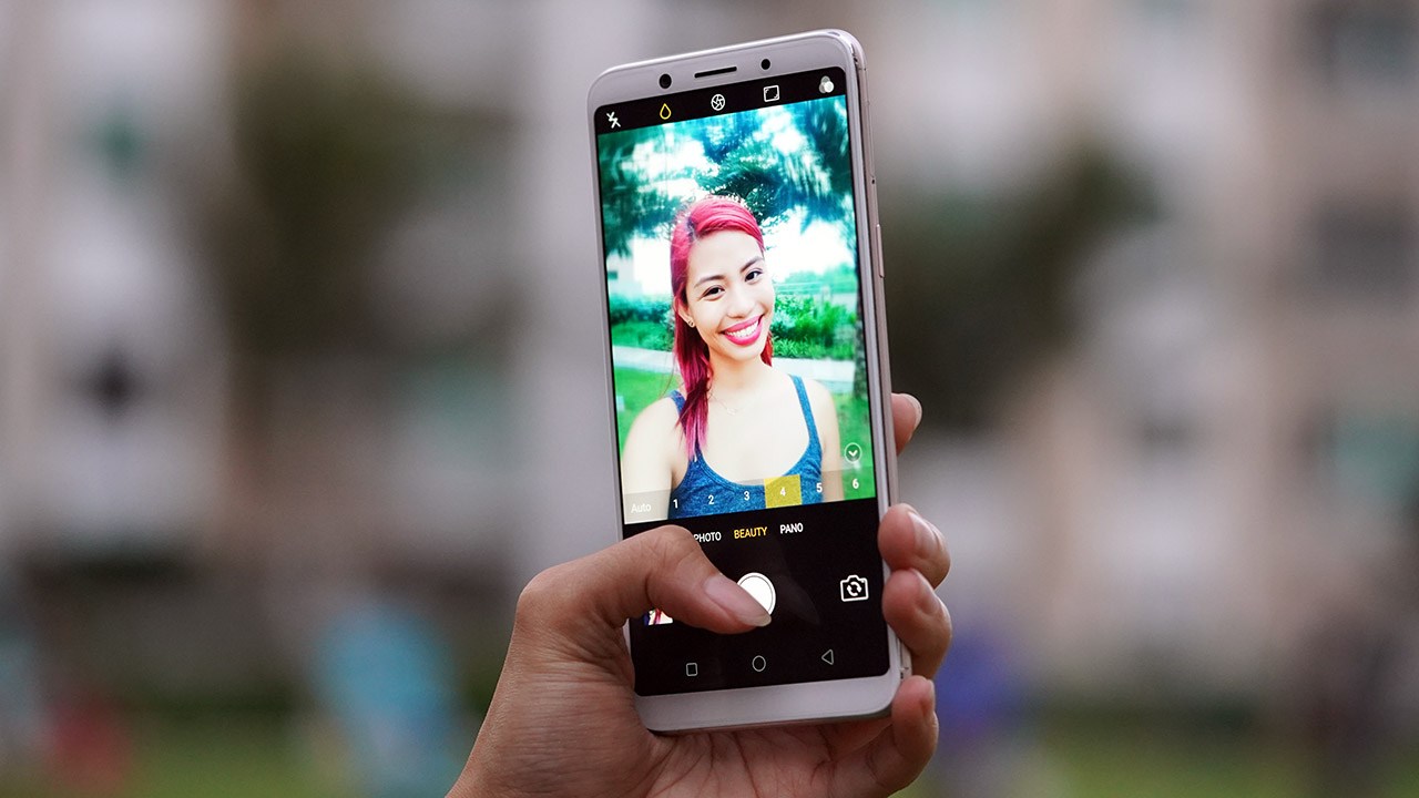 hình ảnh trên tay OPPO F5 11