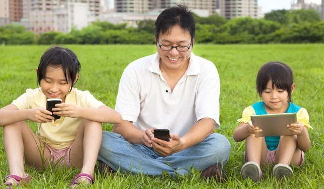 nghiện smartphone ở trẻ