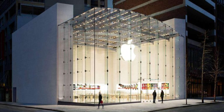 lừa mua iPhone X tại Apple store giả 8