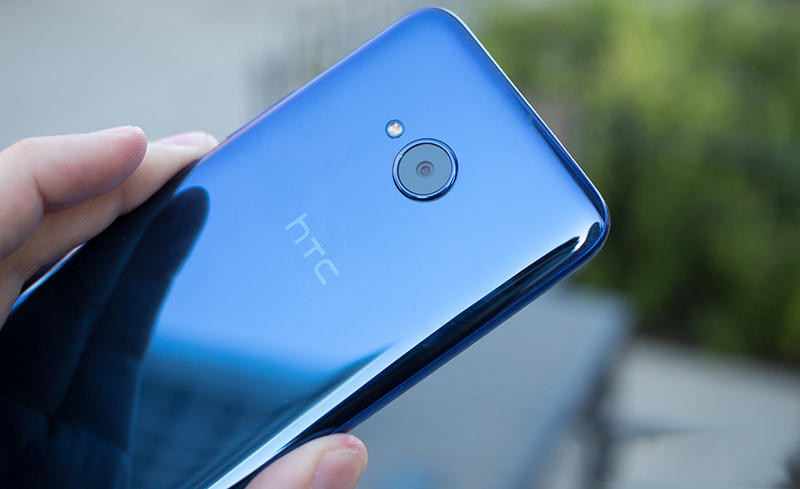 ra mắt htc u11 life