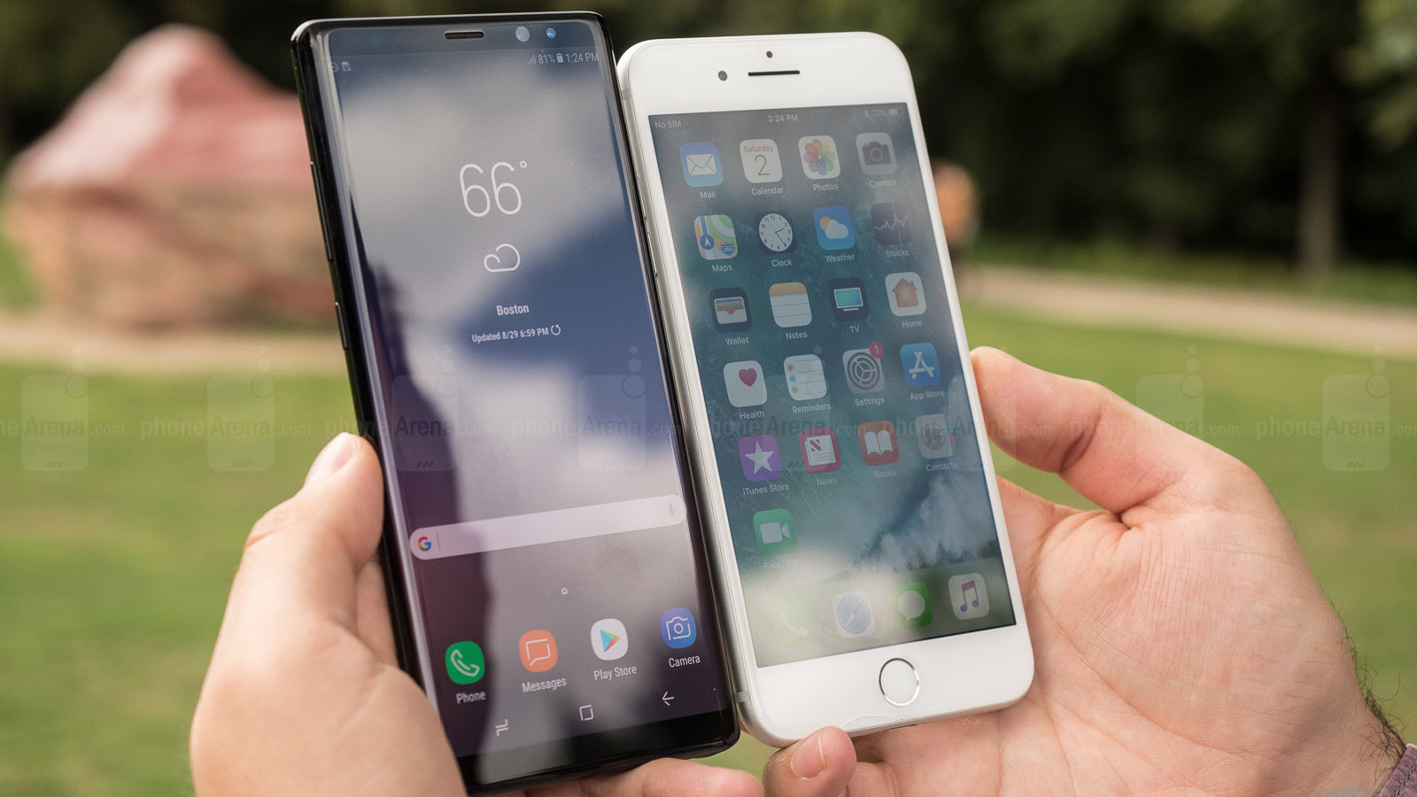 Samsung-Galaxy-Note-8-vs-Apple-iPhone-7-Plus-005