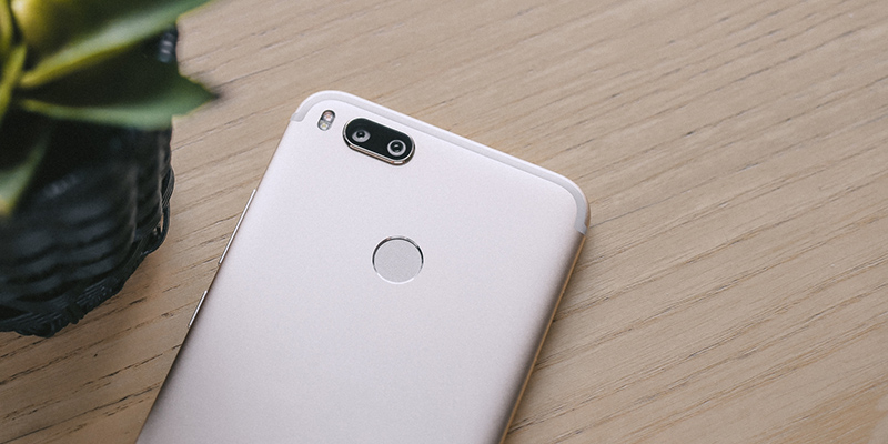 ra mắt xiaomi mi a1 màu đỏ