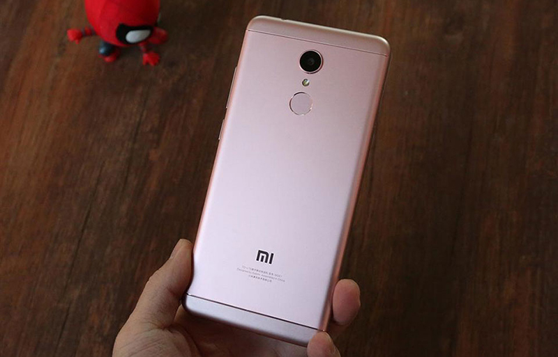 Trên tay Xiaomi Redmi 5