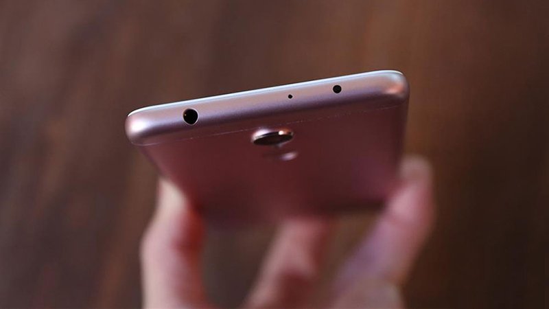 Trên tay Xiaomi Redmi 5