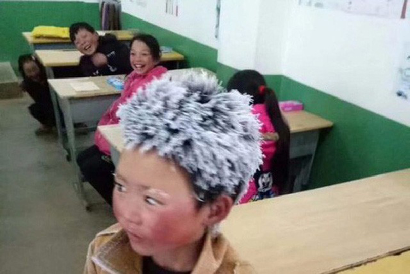 photo-1-1515655501865