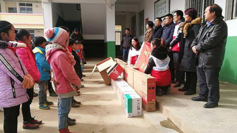 photo-1-1515656063283