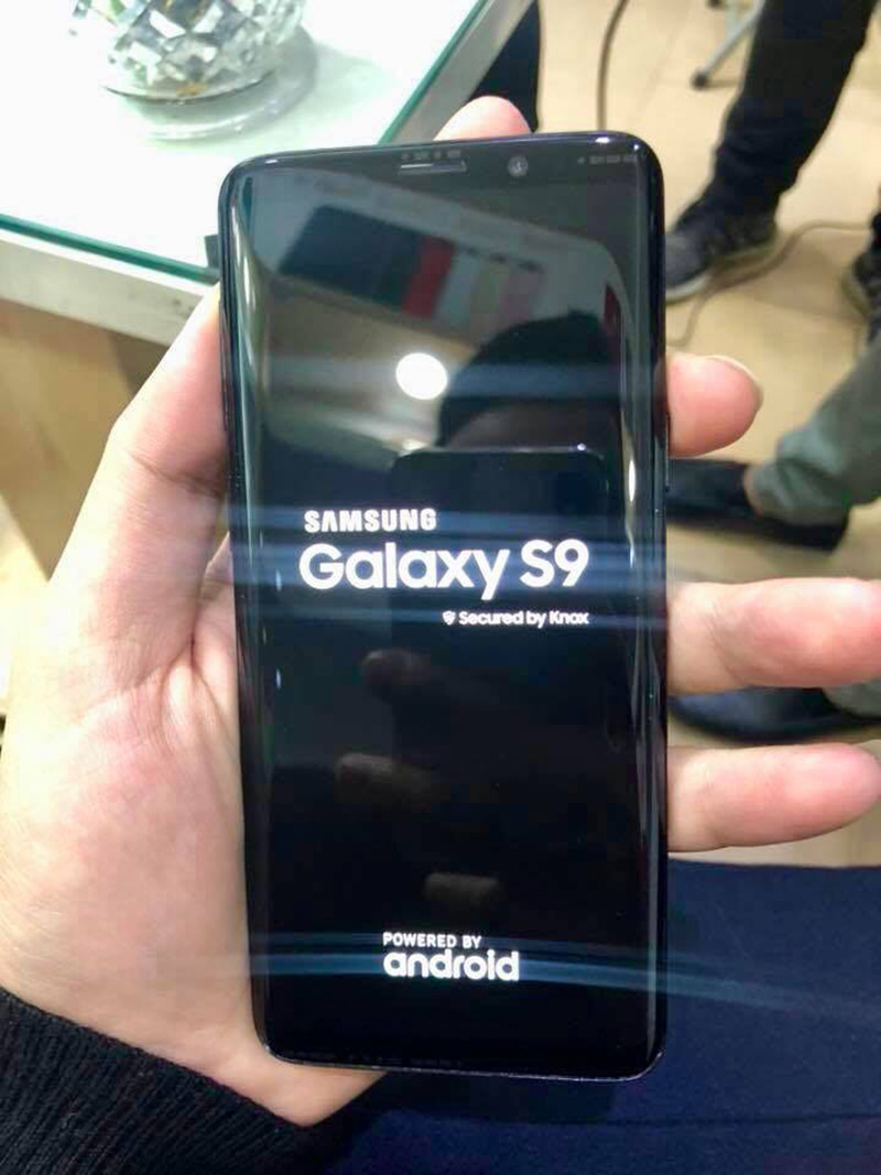 Galaxy S9 bất ngờ xuất hiện trên tay người dùng xác nhận máy chỉ có camera đơn