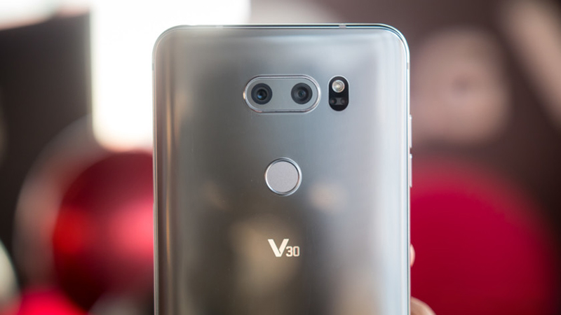 LG-V30-first-look-hands-on-AA-10-840×473